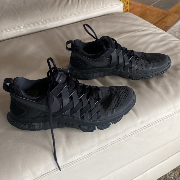 NIKE FREE TRAINER 5.0 Men's 9.5 Black Athletic Running Shoes Sneakers 579809 EUC - Picture 3 of 6